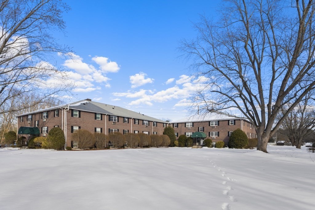 96 Richardson Road, Unit A8 Chelmsford, MA 01863 - Photo 27 of 28