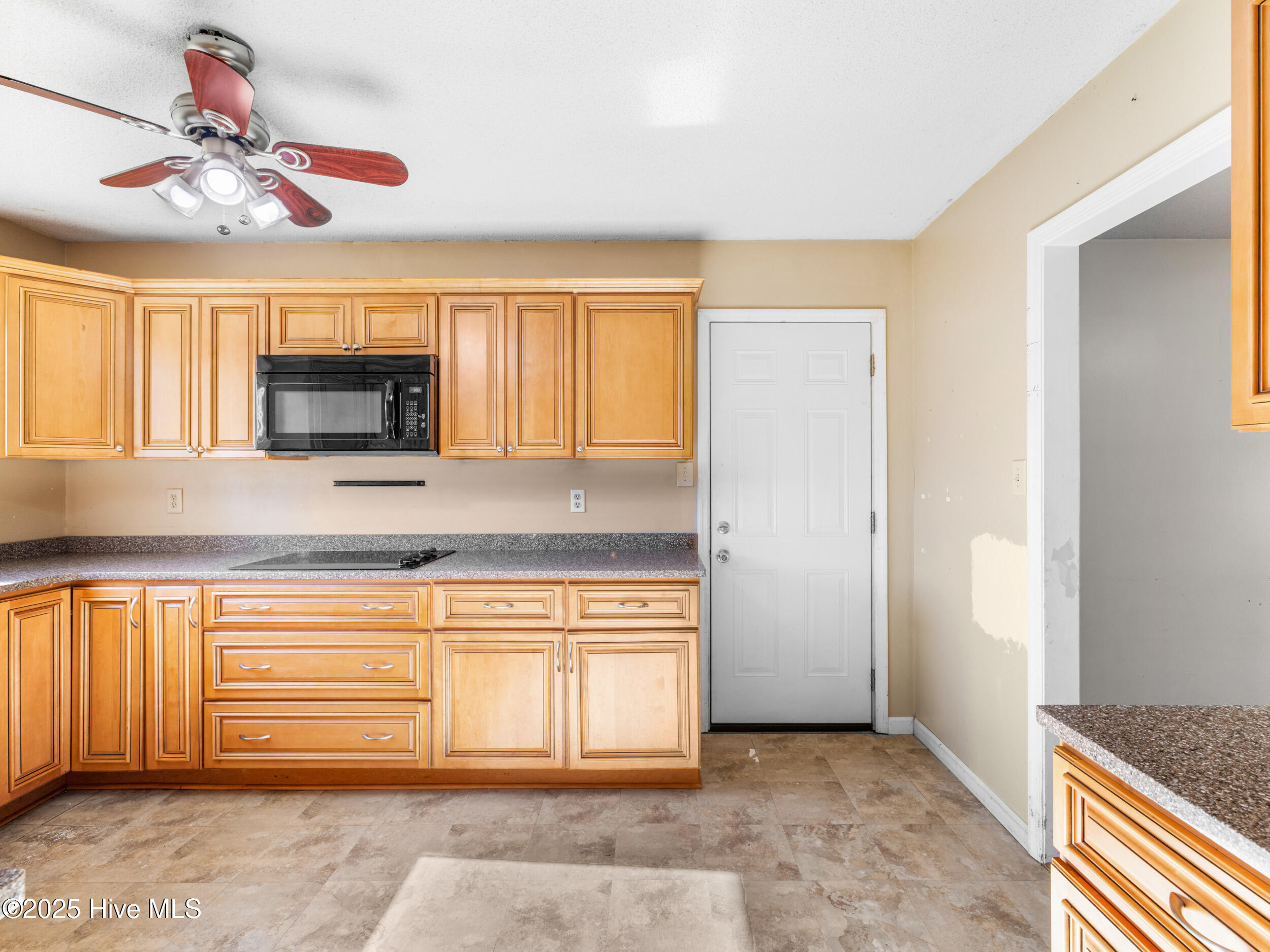 514 East Springhill Terrace Jacksonville, NC 28546 - Photo 10 of 28 025a0303