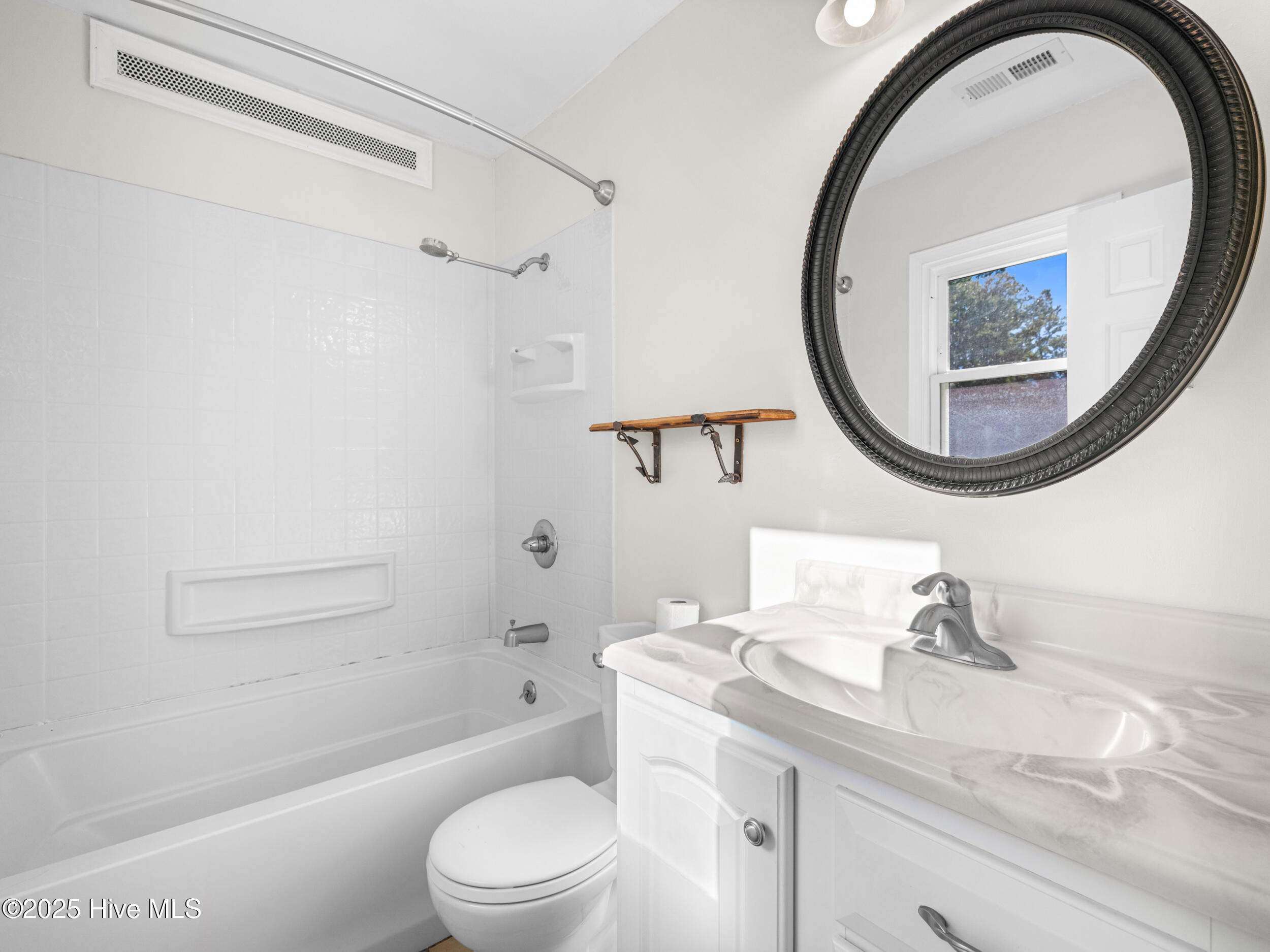 514 East Springhill Terrace Jacksonville, NC 28546 - Photo 18 of 28 025a0333