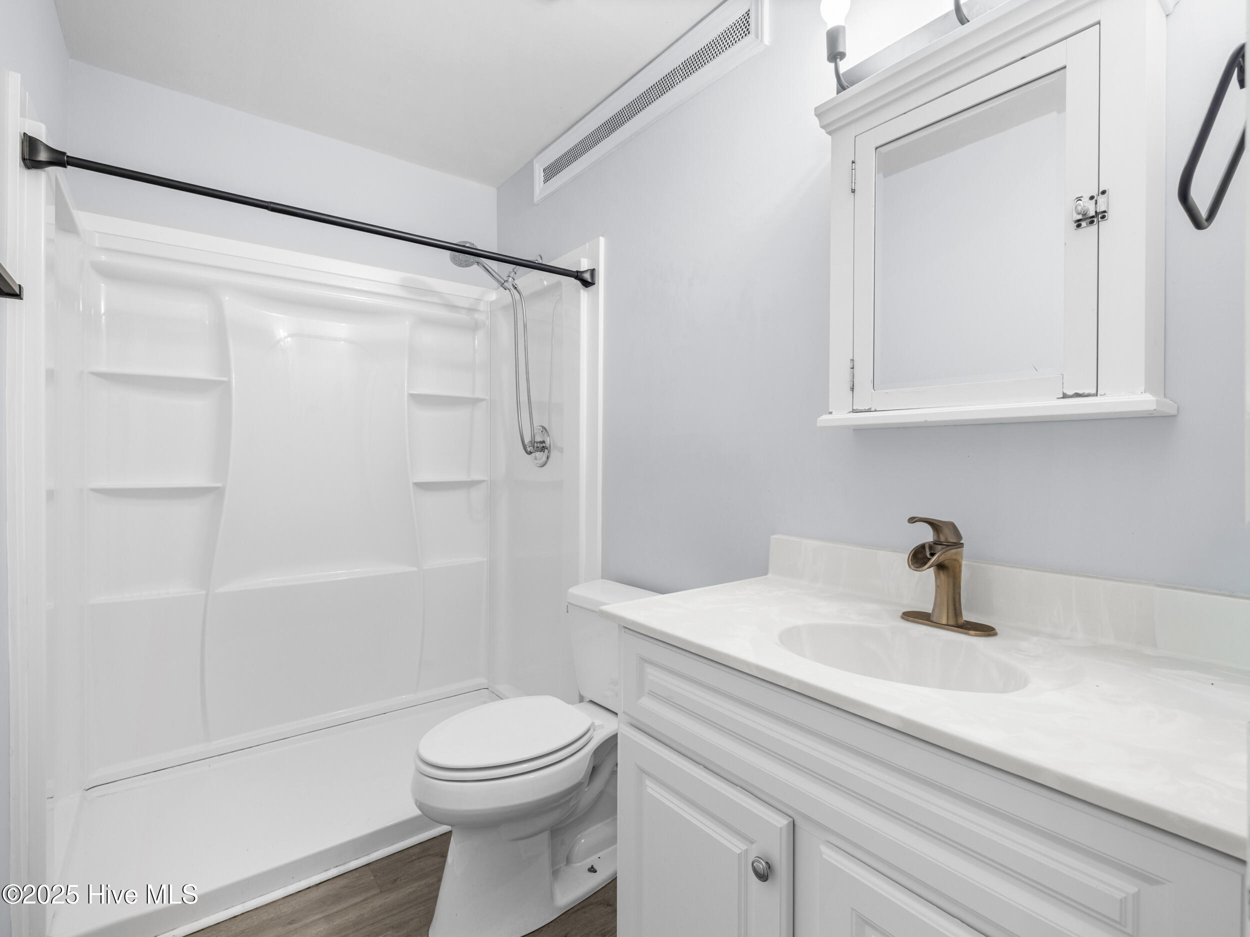 514 East Springhill Terrace Jacksonville, NC 28546 - Photo 23 of 28 025a0349