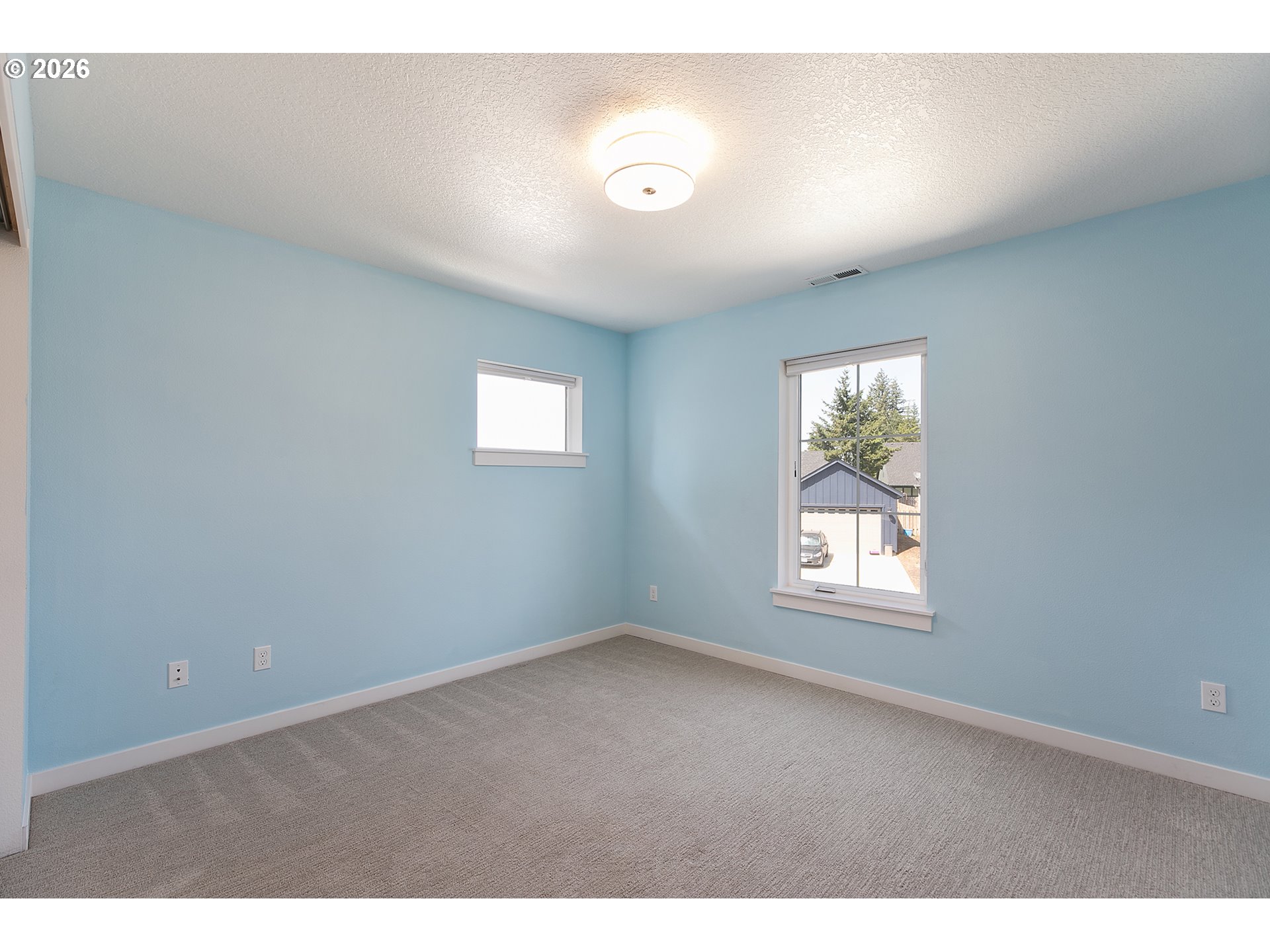 995 Southeast Olive Way Estacada, OR 97023 - Photo 20 of 28 Bedroom