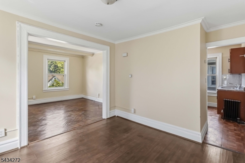 102 Lincoln Street Montclair, NJ 07042 - Photo 13 of 22
