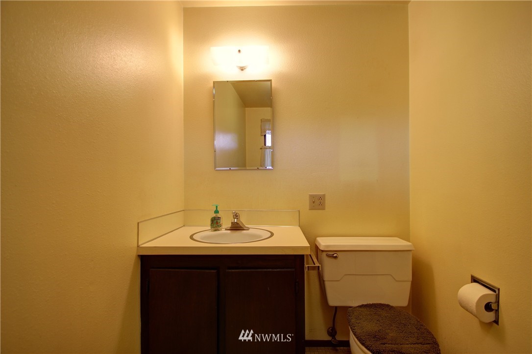 12727 Pulver Road Burlington, WA 98233 - Photo 9 of 18