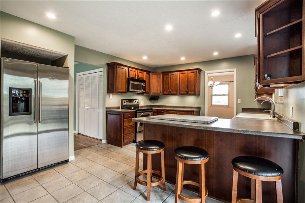 8202 Lieber Road Indianapolis, IN 46260 - Photo 7 of 22 Gallery Image 7