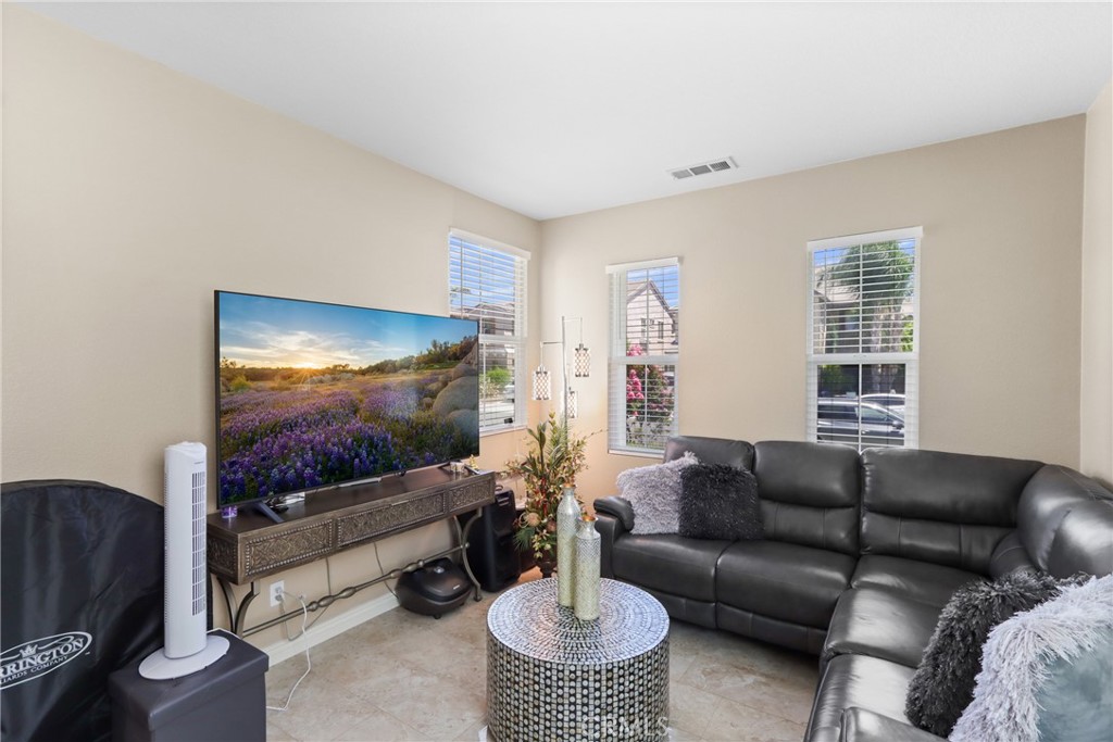 45575 Hawk Court Temecula, CA 92592 - Photo 12 of 69