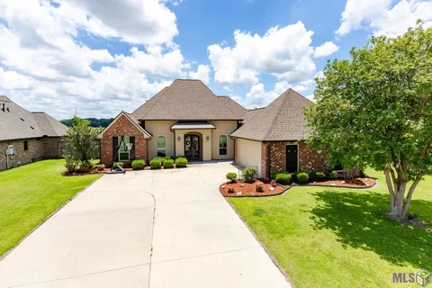 $419,000 | 807 Spanish Oaks Drive, Brusly, LA 70719