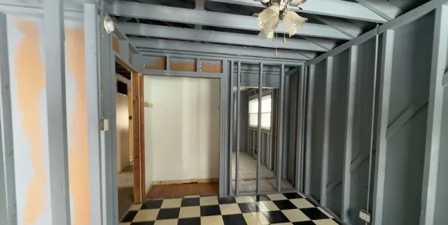 $72,000 | 15537 Ashland Avenue, Harvey, IL 60426