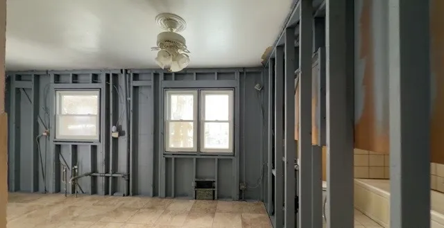 $72,000 | 15537 Ashland Avenue, Harvey, IL 60426