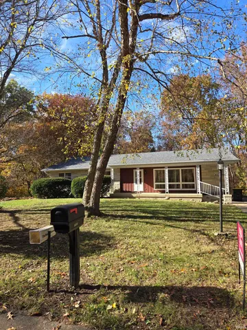 $334,900 | 1605 Woodland Drive, Bloomington, IN 47408