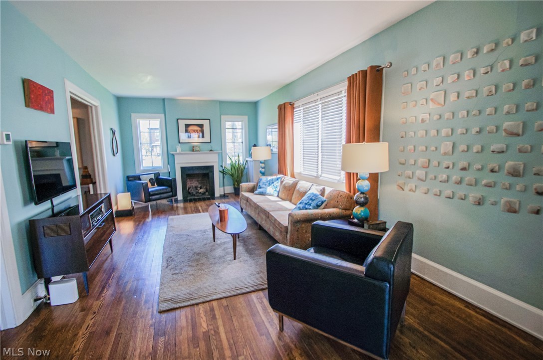 3116 Huntington Road Cleveland, OH 44120 - Photo 5 of 27