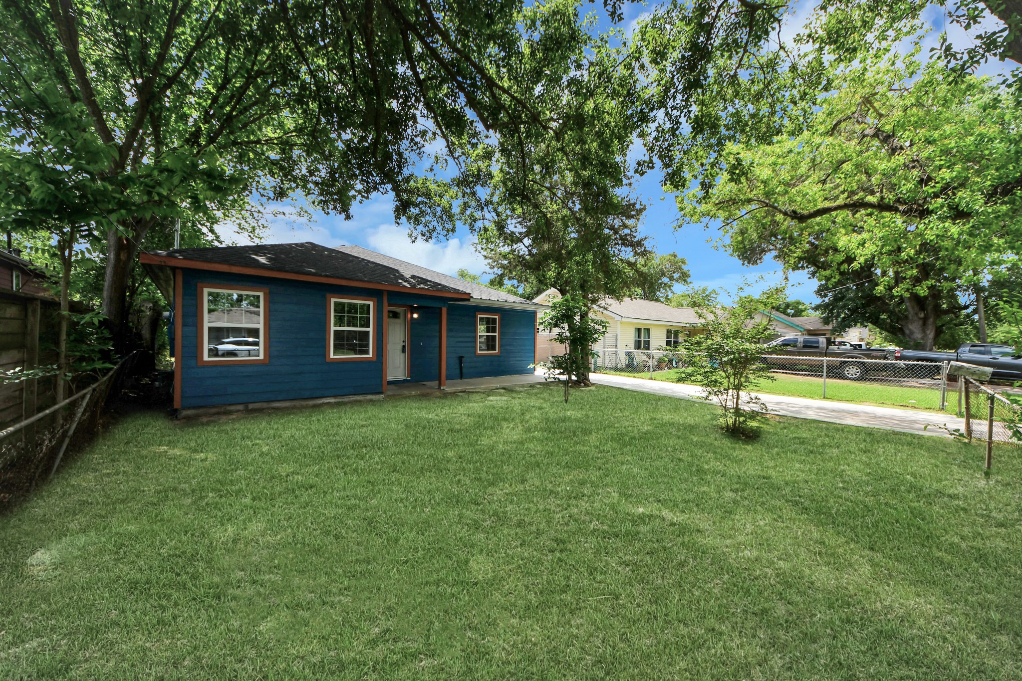 135 Rustic Drive Pasadena, TX 77502 - Photo 2 of 31 a view of a house with a yard porch and sitting area