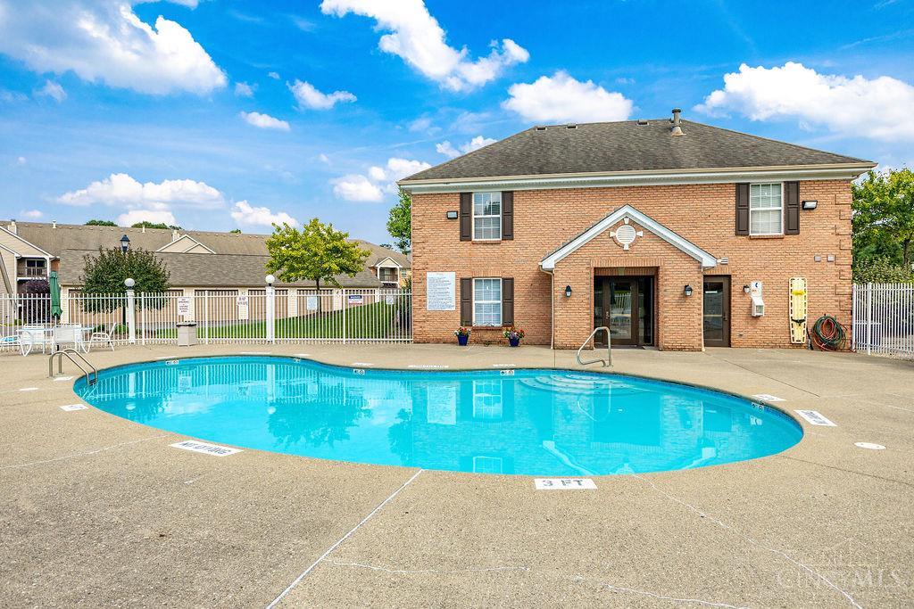 4350 Regency Ridge Court, Unit 208 Cincinnati, OH 45248 - Photo 54 of 56 Gallery Image 54