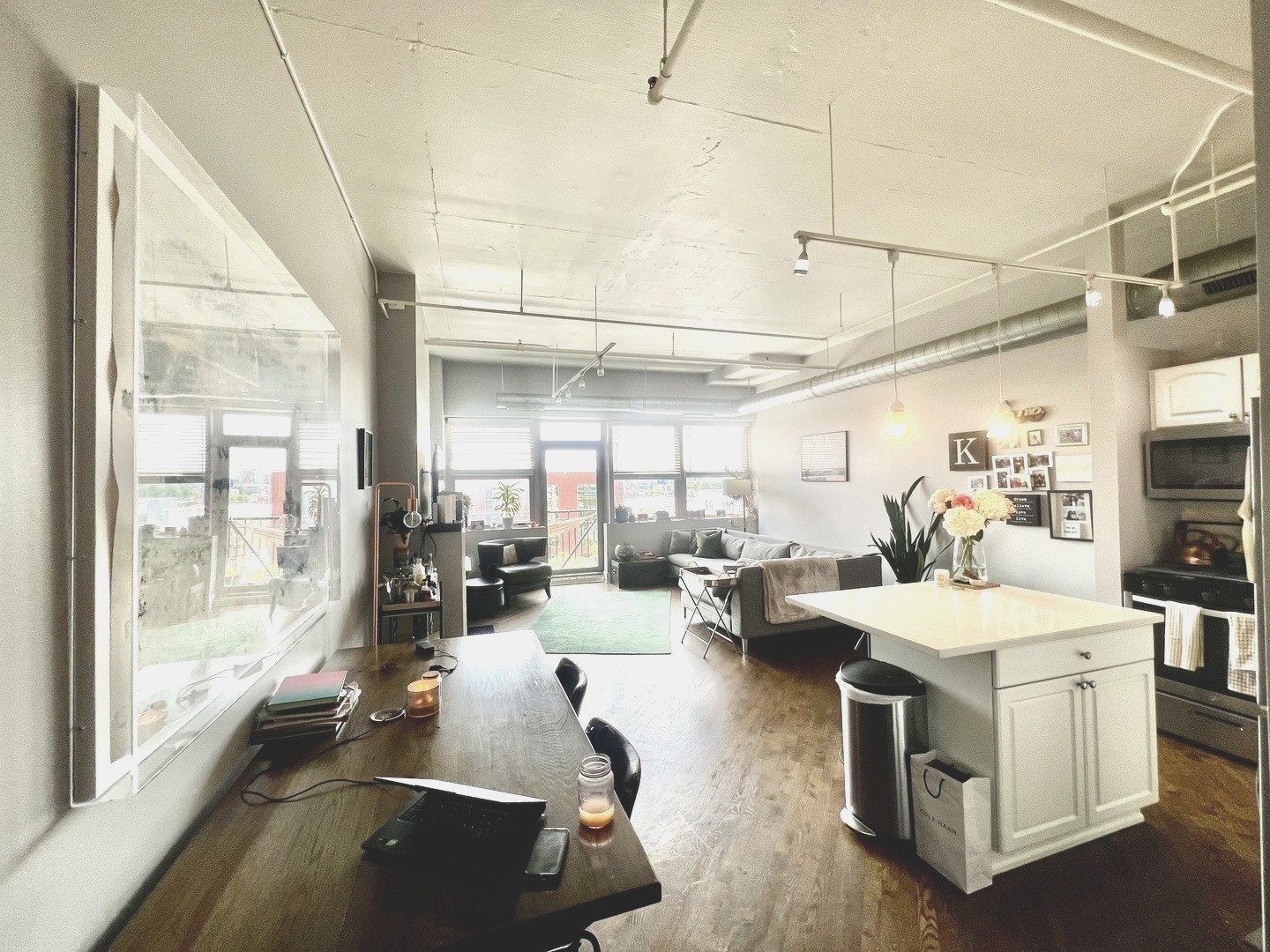 500 South Clinton Street, Unit 524 Chicago, IL 60607 - Photo 3 of 16