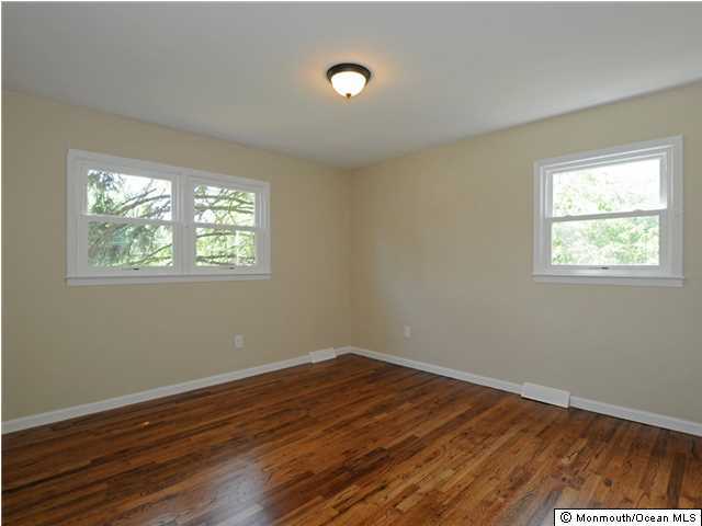 24 Chaucer Road Manalapan, NJ 07726 - Photo 13 of 17 Additional Photo