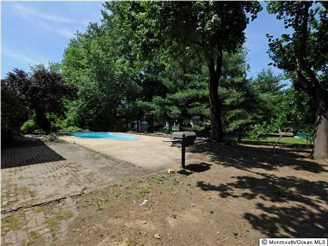 24 Chaucer Road Manalapan, NJ 07726 - Photo 16 of 17 Additional Photo