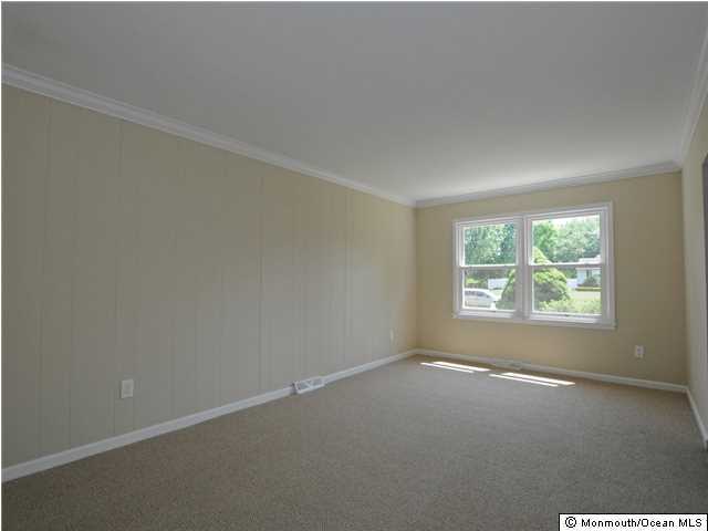 24 Chaucer Road Manalapan, NJ 07726 - Photo 7 of 17 Additional Photo