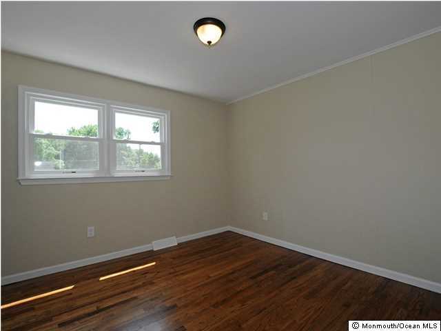 24 Chaucer Road Manalapan, NJ 07726 - Photo 10 of 17 Additional Photo