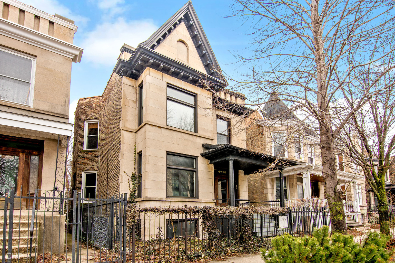 4746 North Ashland Avenue Chicago, IL 60640 - Photo 1 of 44