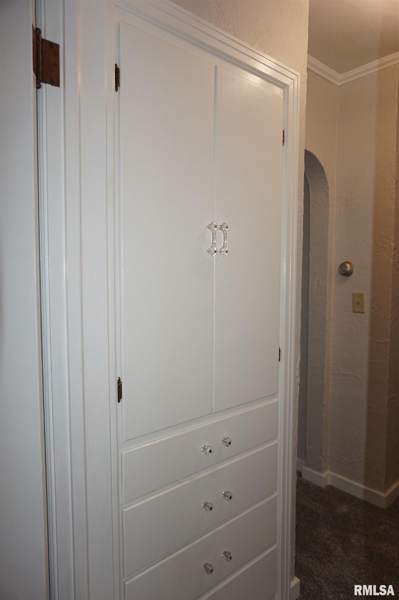 704 Springfield Road East Peoria, IL 61611 - Photo 18 of 41 Gallery Image 18