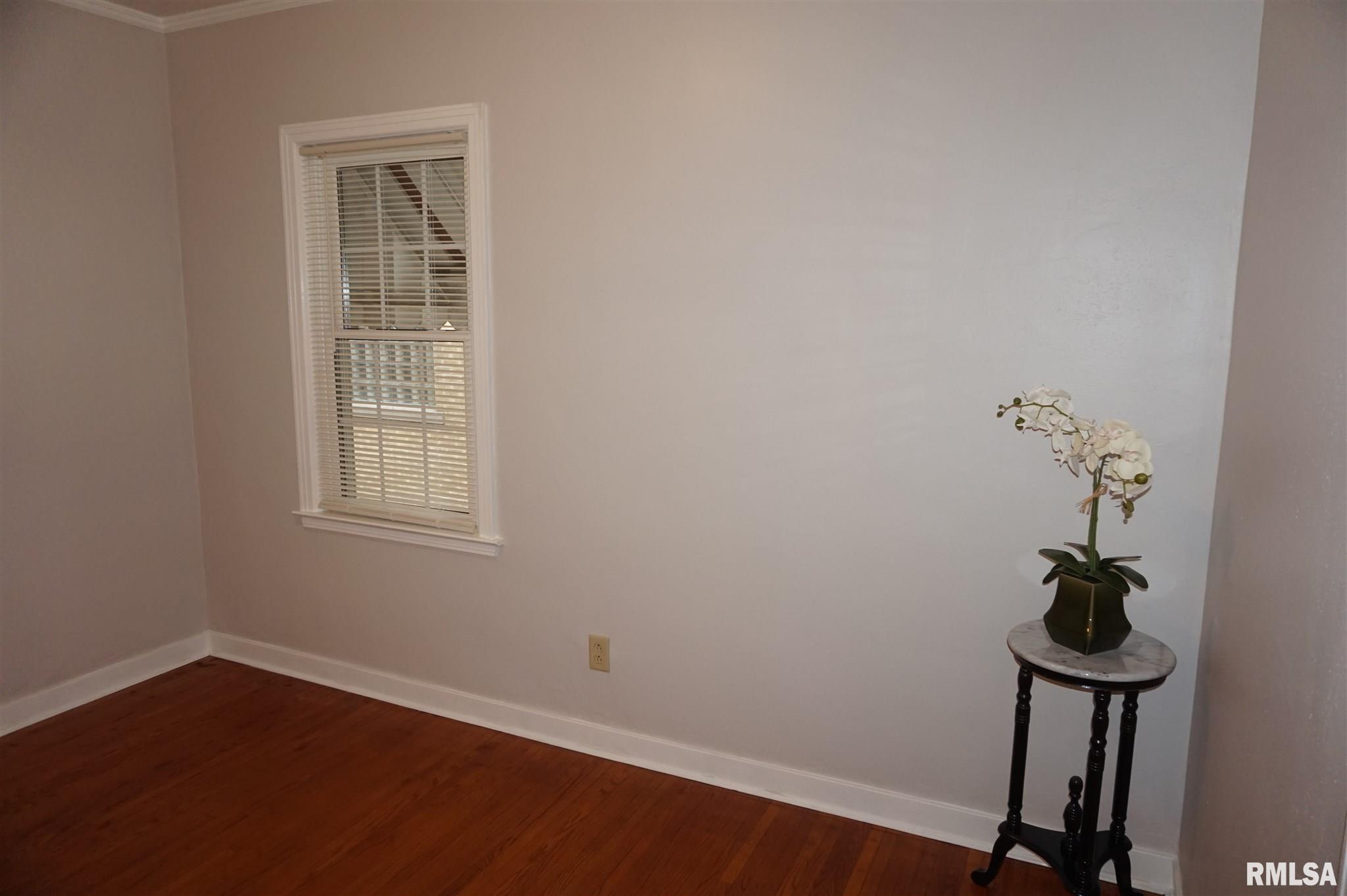 704 Springfield Road East Peoria, IL 61611 - Photo 23 of 41 Gallery Image 23