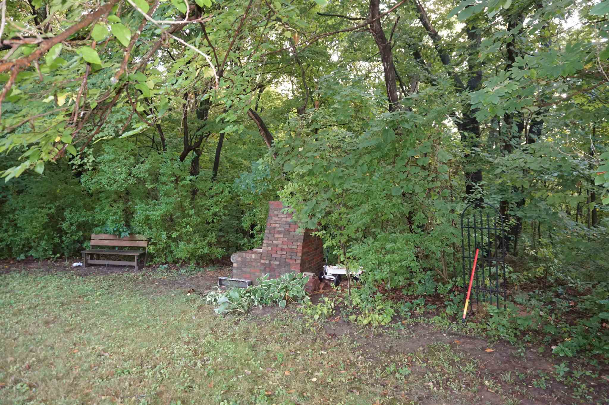 704 Springfield Road East Peoria, IL 61611 - Photo 36 of 41 Gallery Image 36