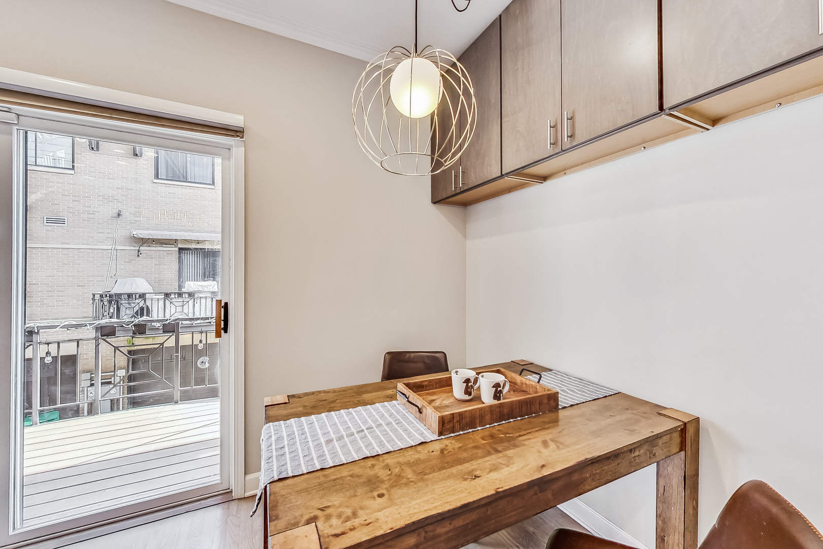 24 South Throop Parkway Chicago, IL 60607 - Photo 11 of 32