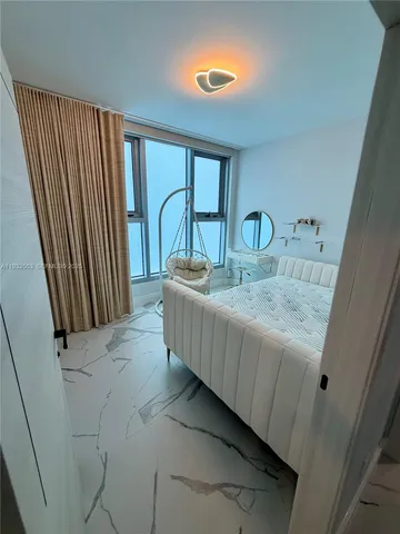 $2,300,000 | 6899 Collins Avenue, Unit 1008, Miami Beach, FL 33141