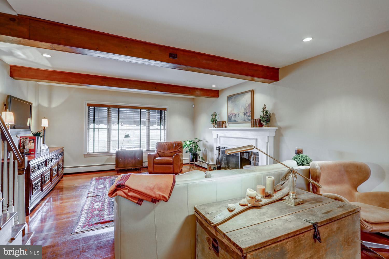 871 Bossler Road Elizabethtown, PA 17022 - Photo 39 of 80 Family Room with recessed lighting