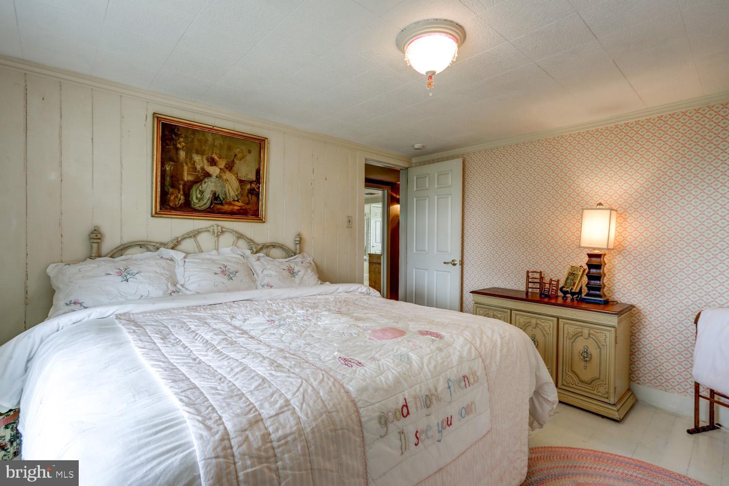 871 Bossler Road Elizabethtown, PA 17022 - Photo 59 of 80 2nd Bedroom