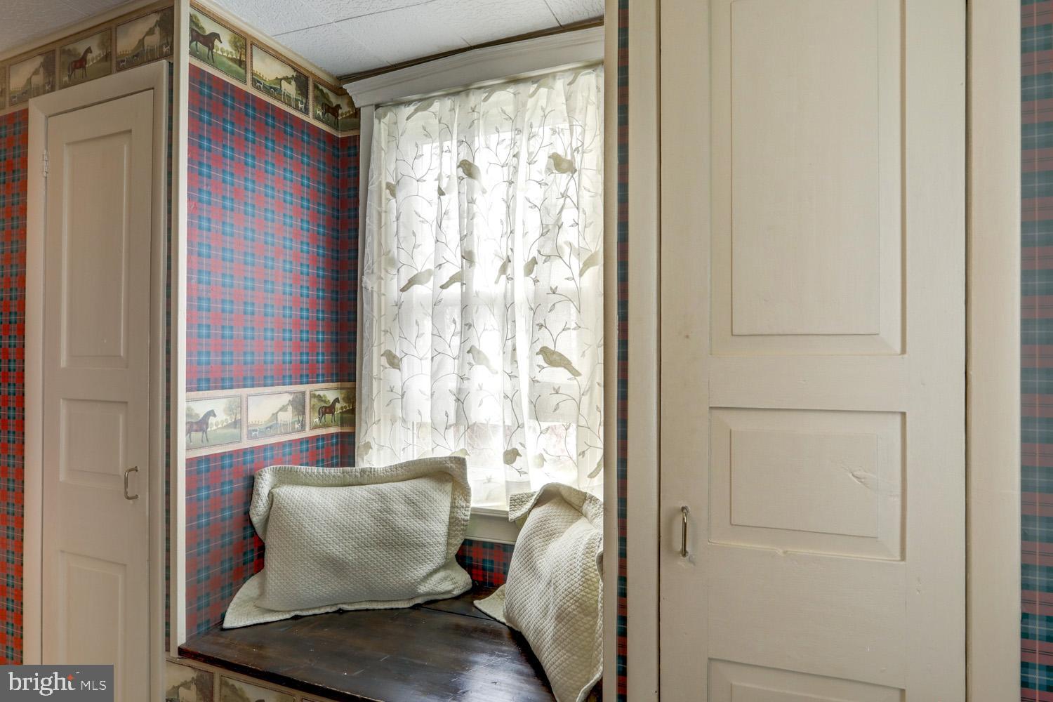 871 Bossler Road Elizabethtown, PA 17022 - Photo 62 of 80 3rd Bedroom Sitting area