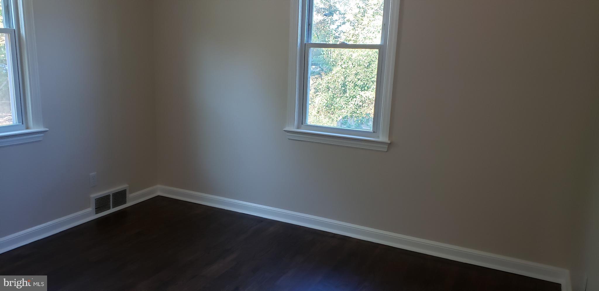 42 Jackson Road Berlin, NJ 08009 - Photo 11 of 19 Gallery Image 11