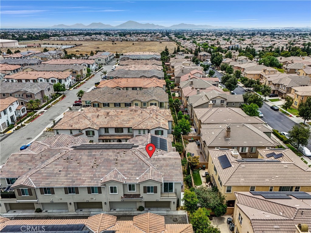 5584 Kate Way, Unit 10 Fontana, CA 92336 - Photo 39 of 42 an aerial view of multi story residential apartment building