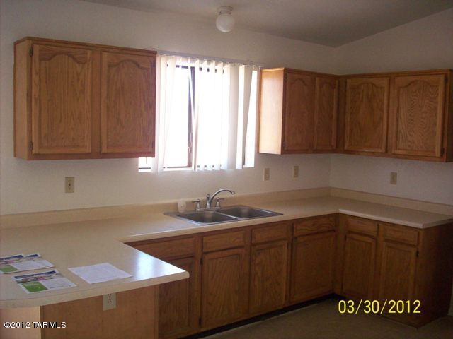 200 Calle Arikara Rio Rico, AZ 85648 - Photo 7 of 17