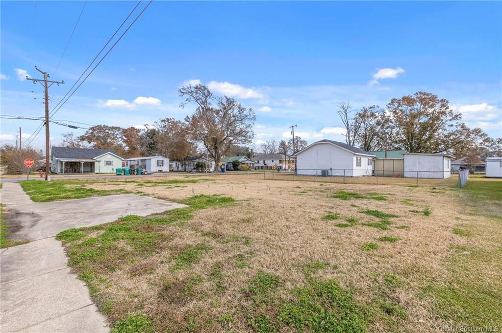 1022 Alvin Street Sulphur, LA 70663 - Photo 4 of 7