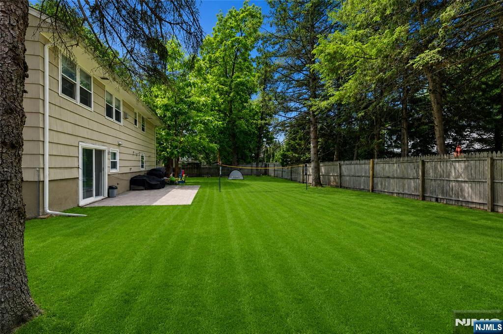 195 4th Street Cresskill, NJ 07626 - Photo 20 of 23