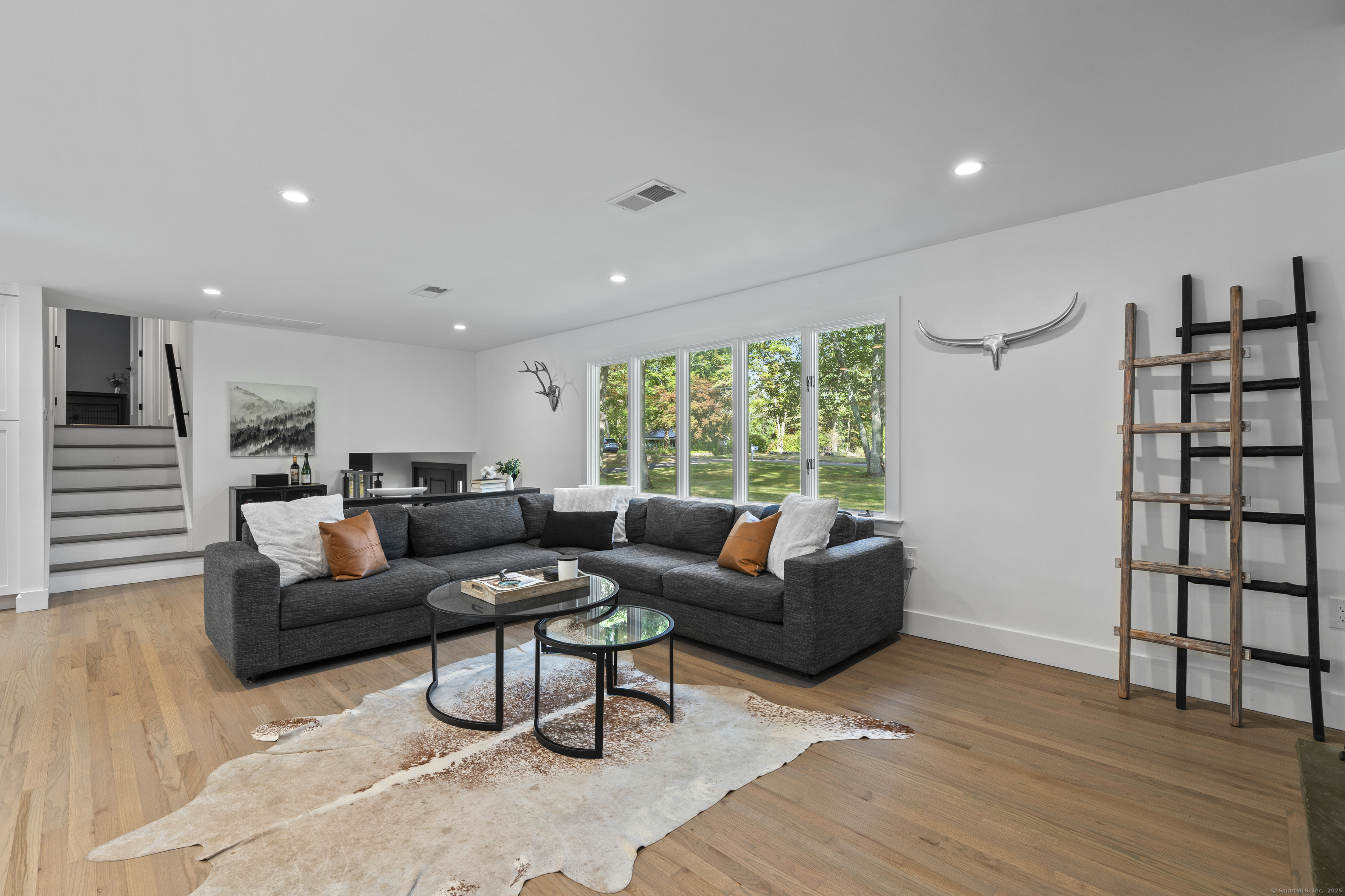 69 Squires Road Madison, CT 06443 - Photo 12 of 40