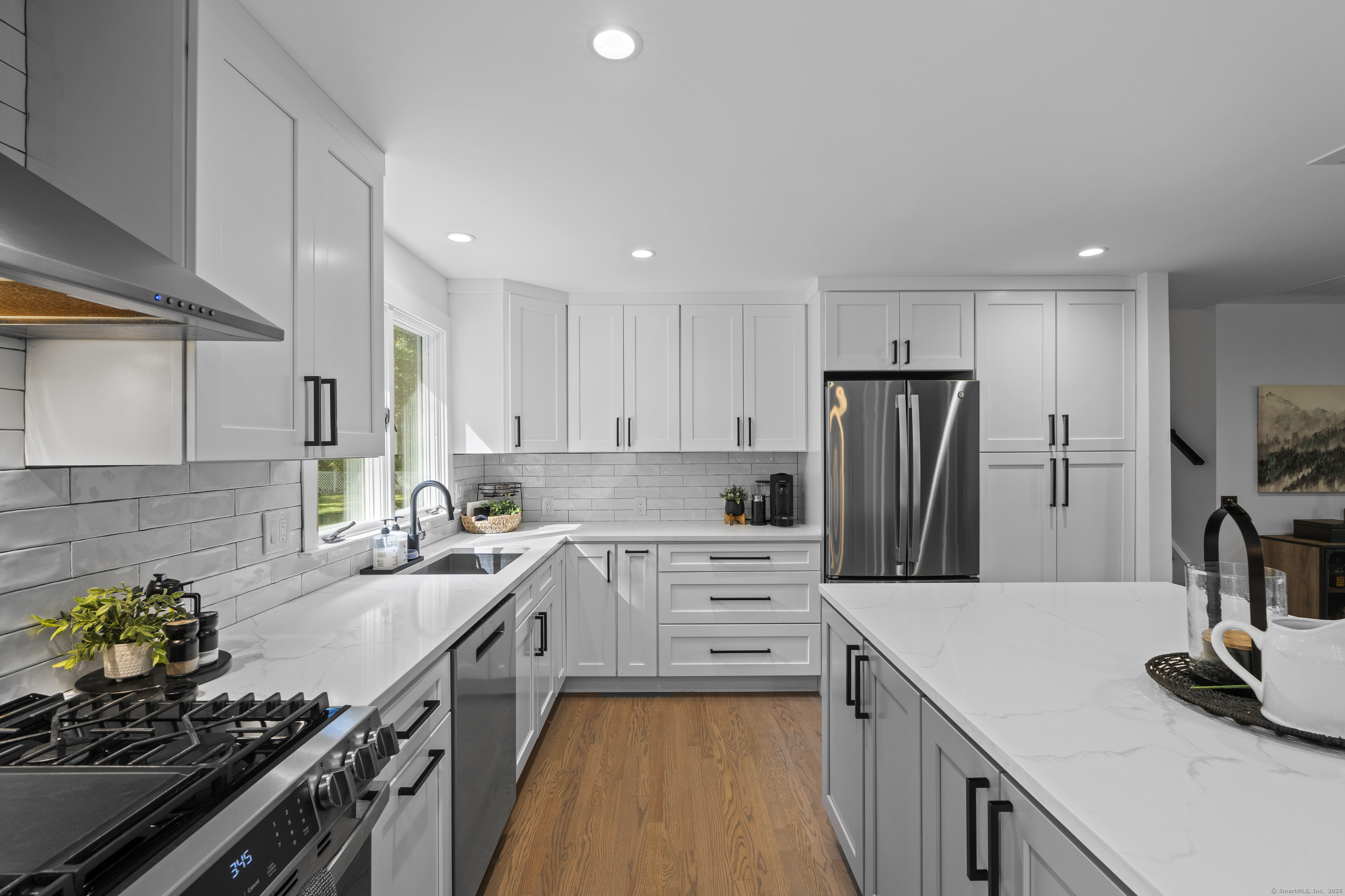 69 Squires Road Madison, CT 06443 - Photo 18 of 40 A true chef's kitchen!