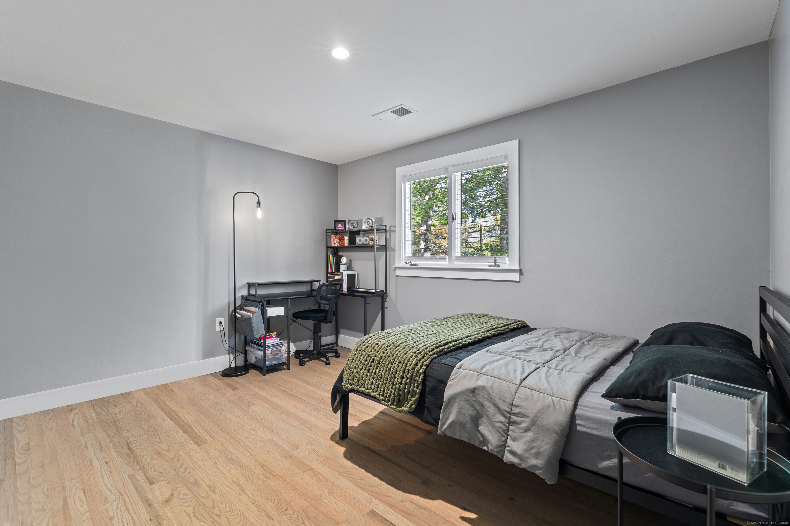 69 Squires Road Madison, CT 06443 - Photo 28 of 40