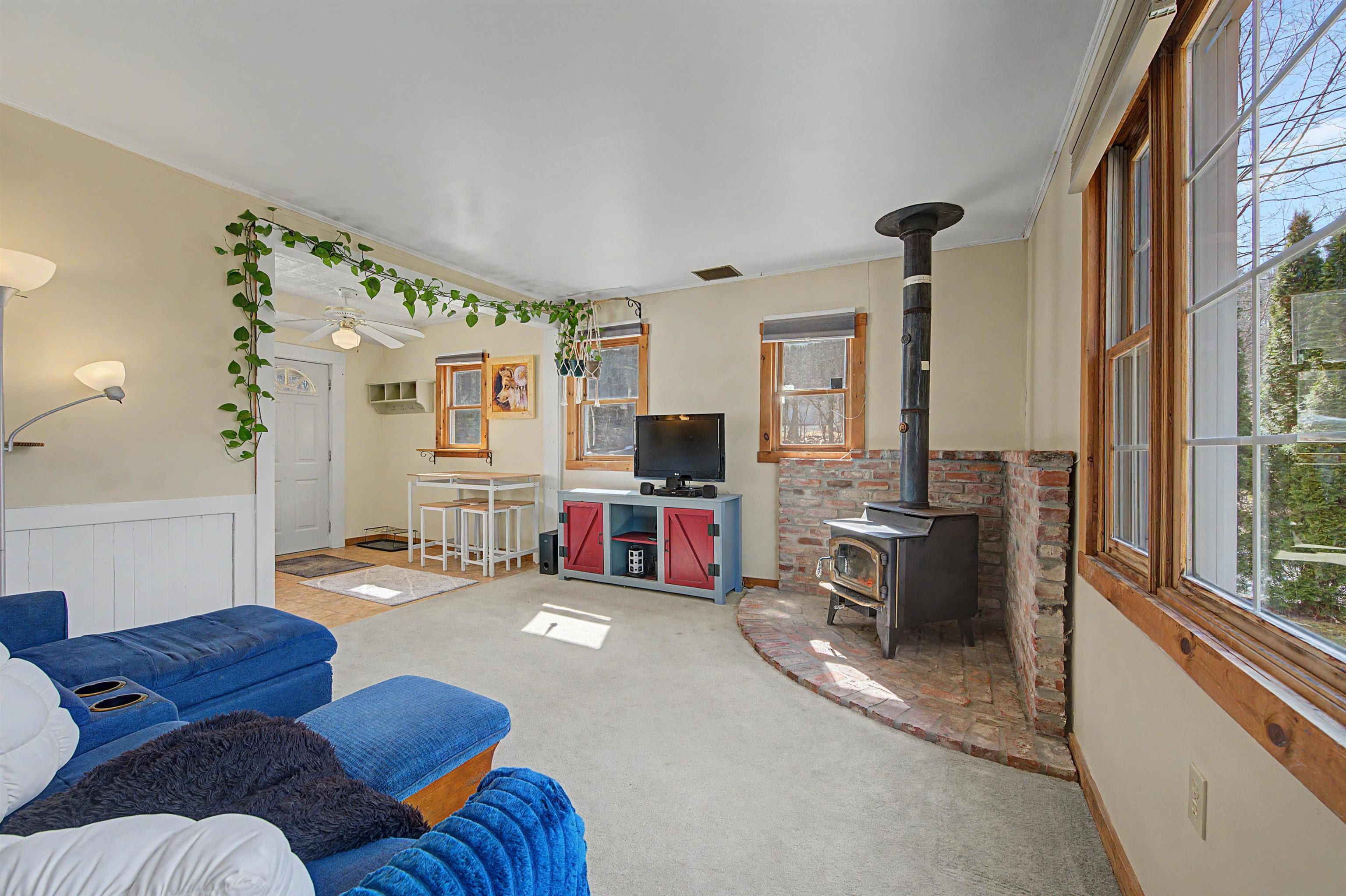 48 Bradford Road Sunapee, NH 03782 - Photo 15 of 40