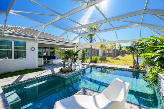 $799,900 | 11739 Southwest Waterford Isle Way, Port St. Lucie, FL 34987