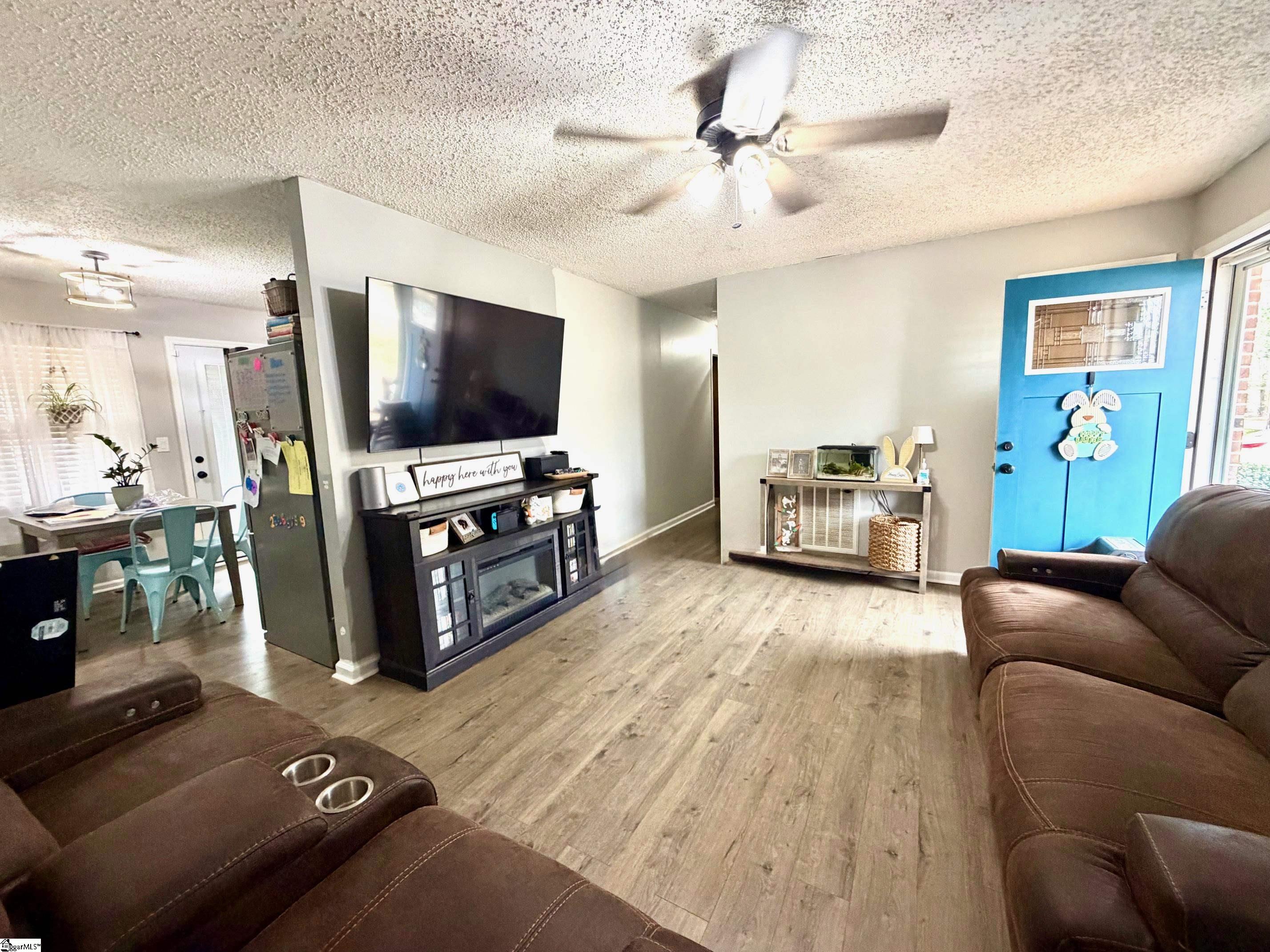 402 Calhoun Street Laurens, SC 29360 - Photo 11 of 16