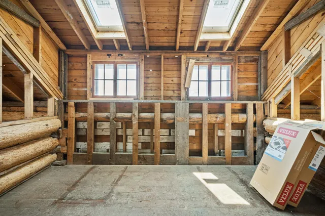 $585,000 | 1 Knapp Island, Birchwood, WI 54817