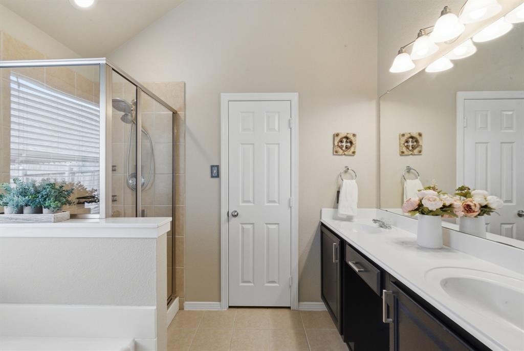 110 Wagon Wheel Road Willow Park, TX 76087 - Photo 17 of 32