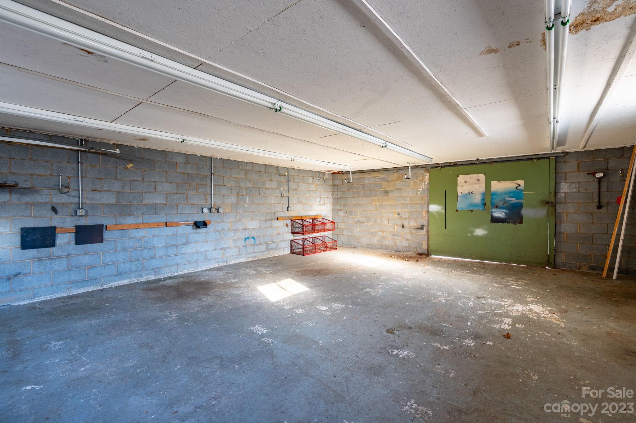 215 Cape Hickory Road Hickory, NC 28601 - Photo 12 of 34 a view of empty room
