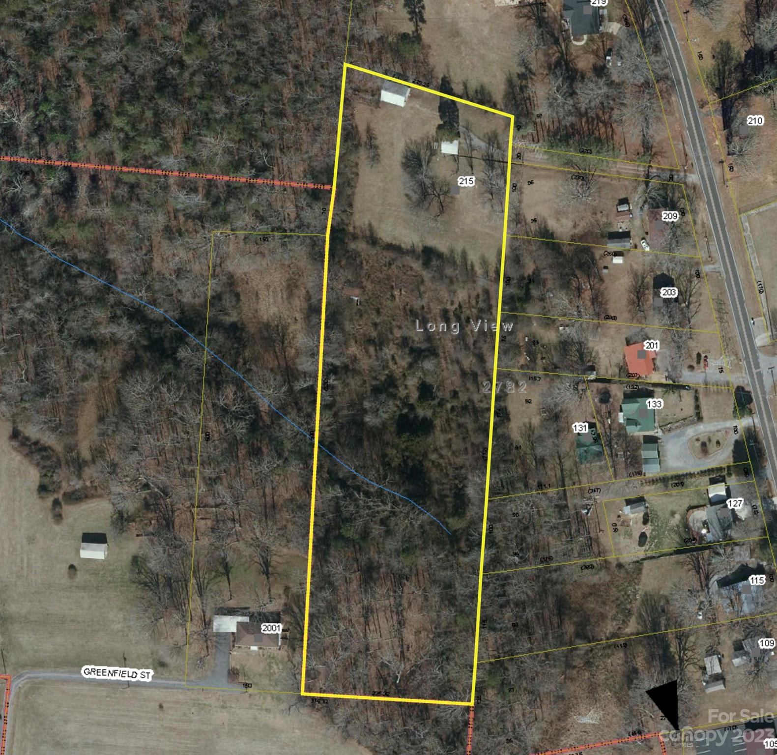 215 Cape Hickory Road Hickory, NC 28601 - Photo 2 of 34 a bathroom with a shower