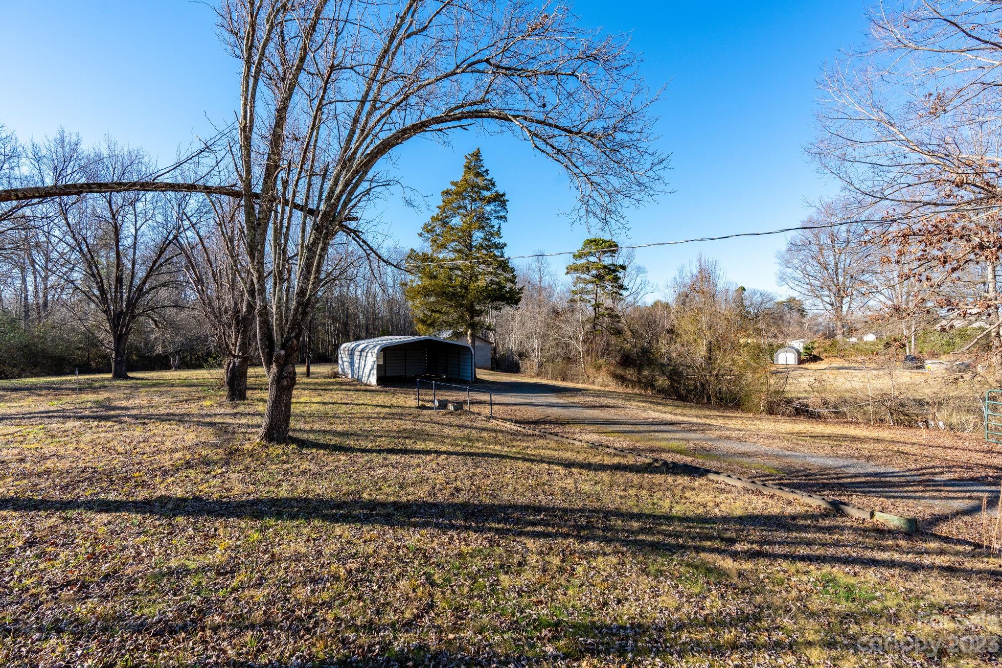 215 Cape Hickory Road Hickory, NC 28601 - Photo 29 of 34 a view of a yard with a house