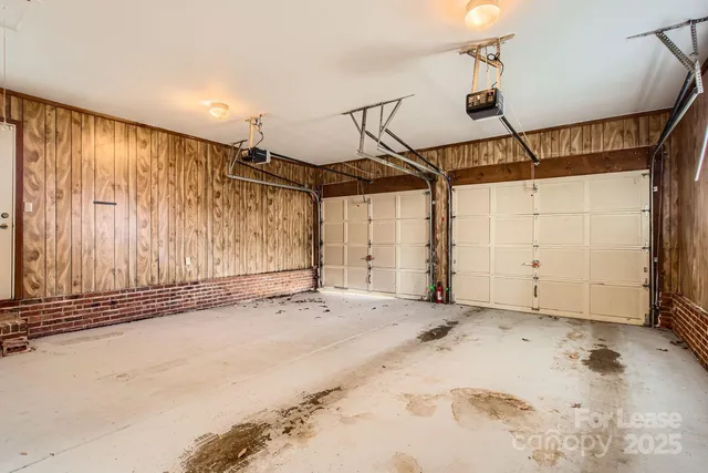 $1,895 | 7201 Canyon Drive, Charlotte, NC 28262