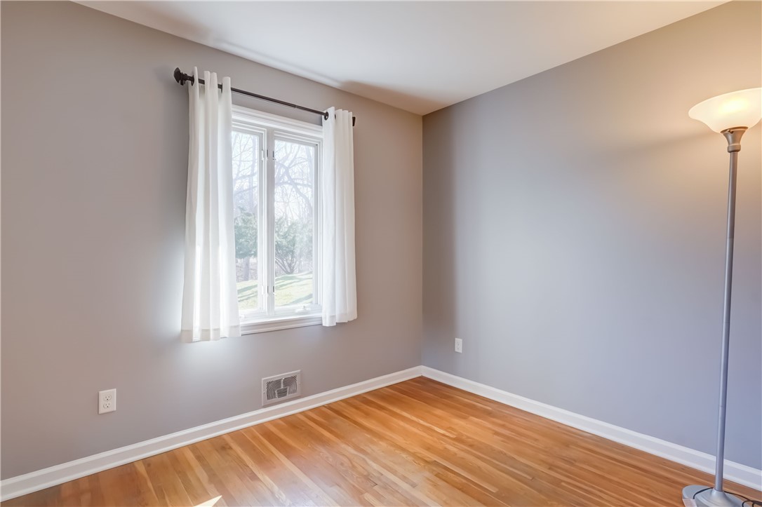 232 Ayrault Road Perinton, NY 14450 - Photo 21 of 36