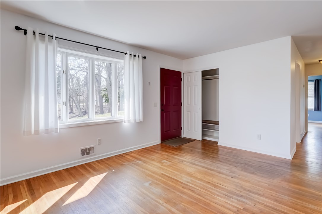 232 Ayrault Road Perinton, NY 14450 - Photo 10 of 36 Living room
