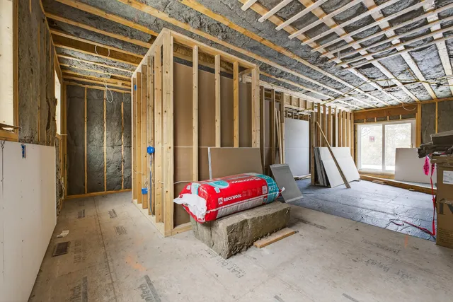 $429,900 | 140 Clifford Road, Phippsburg, ME 04562